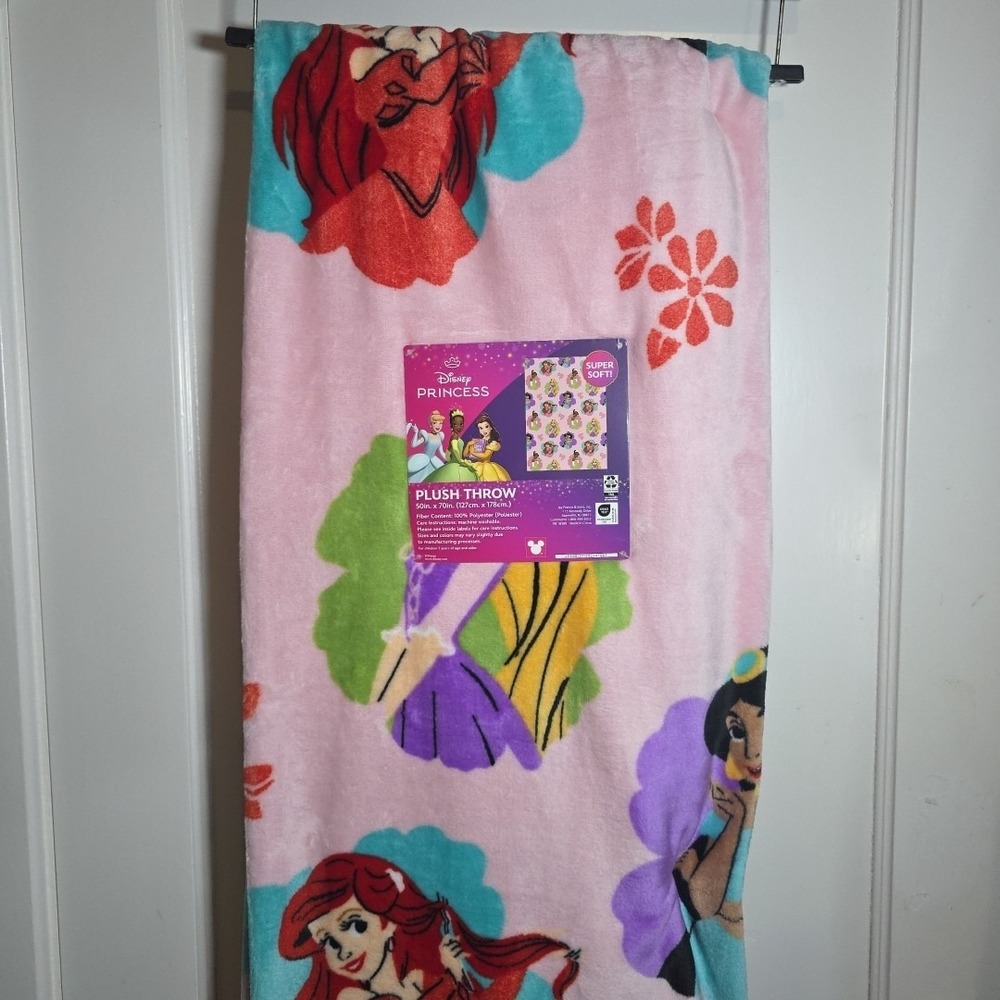 Disney Princess Pink Kids Throw Blanket 50‎ X 70 NEW
